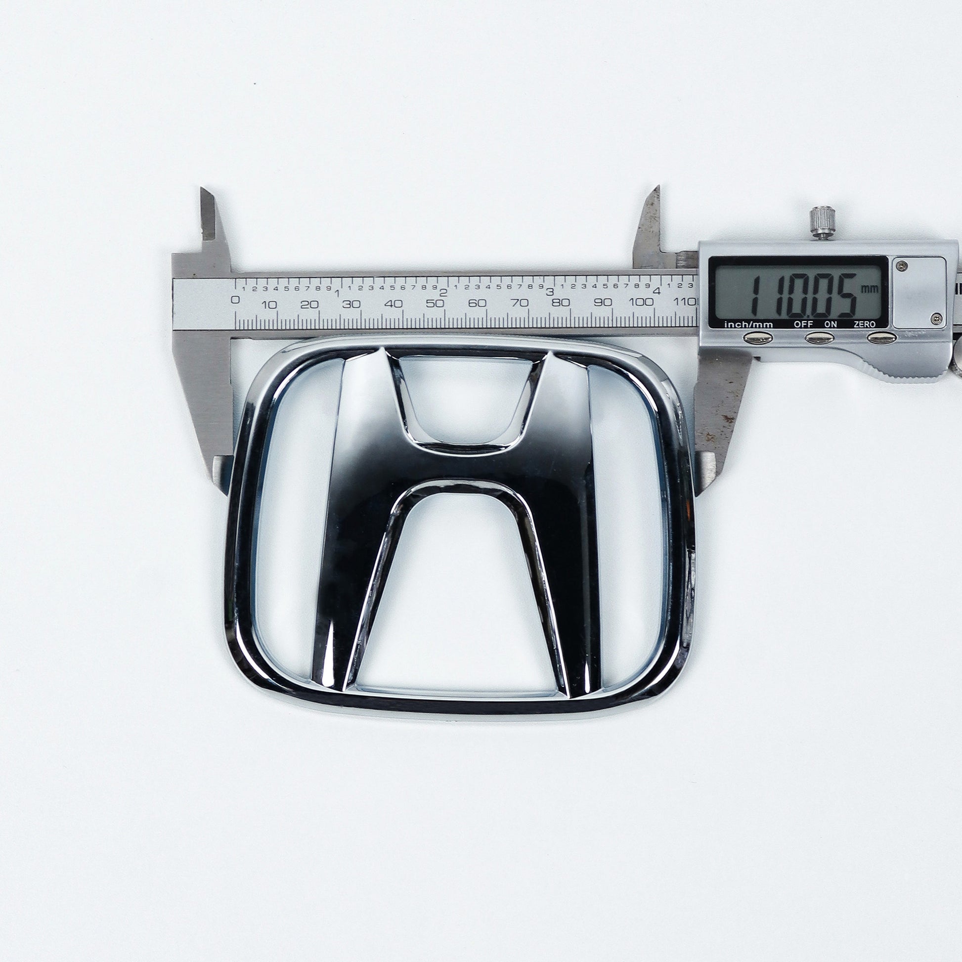 H6953 Chrome Front Grille H Logo Emblem For Honda Civic 2016 - 2021 OEM 75700-TBA-A00